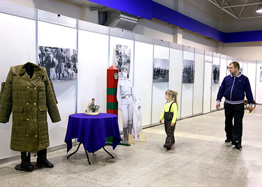 Выездная экспозиция музея расположилась в большой зале Пермской ярмарки, на интернациональной выставке собак всех пород ранга CACIB – FCI «Огни Прикамья - 2015».